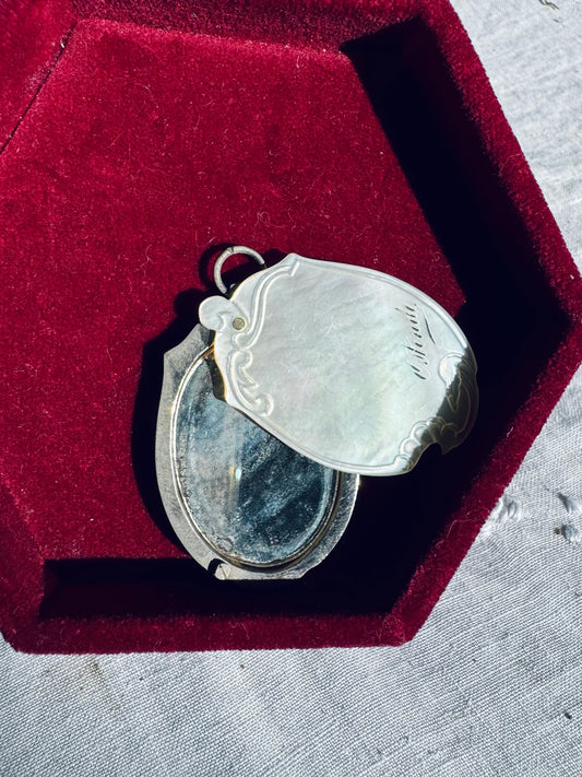 Antique Edwardian mother of pearl mirror pendant