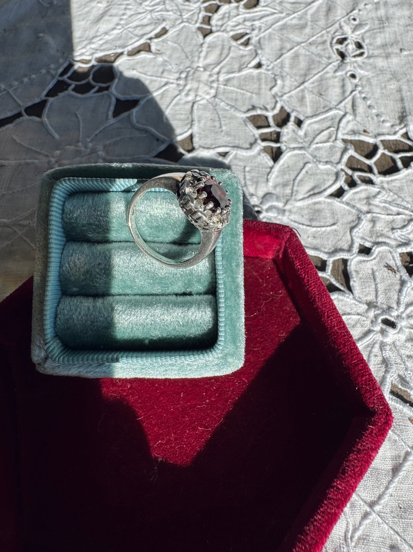 La Bohème garnet ring