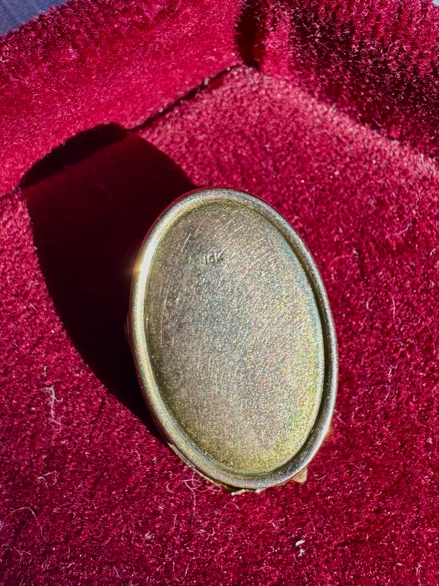 10k gold Victorian era clip