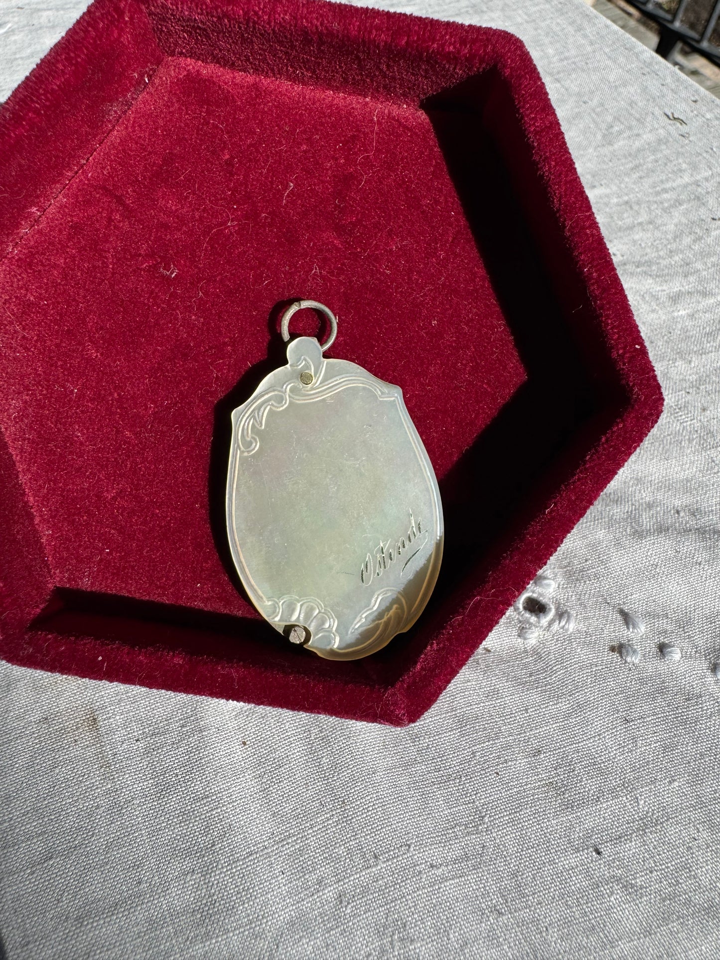Antique Edwardian mother of pearl mirror pendant